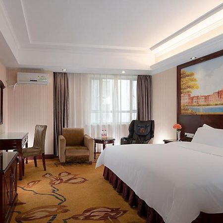 Vienna Hotel Dongguan Chang'An Mid Zhen'An Road ภายนอก รูปภาพ