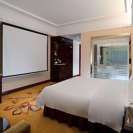 Vienna Hotel Dongguan Chang'An Mid Zhen'An Road ภายนอก รูปภาพ