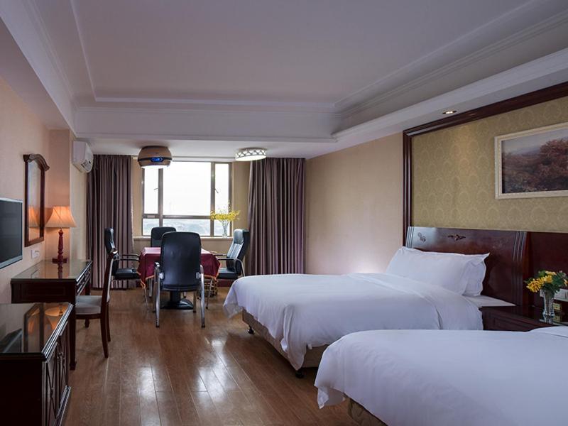 Vienna Hotel Dongguan Chang'An Mid Zhen'An Road ภายนอก รูปภาพ